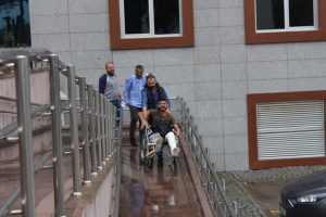 Bursa'da cezaevine tekerlekli sandalyeyle götürüldü
