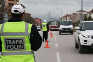 Emniyet kemeri takmayan bin 652 kişiye ceza yağdı