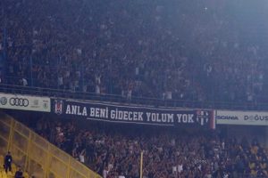Fenerbahçe'den Beşiktaş'a jest