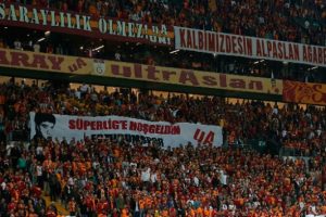 TT Stadı'nda üzücü olay!