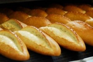 Beyaz Masa 1.25 TL'nin üzerinde ekmek satan yerin konumunu istedi