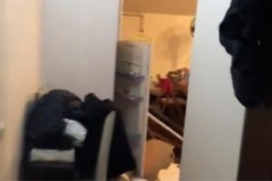 Apartman dairesinden uyuşturucu serası çıktı