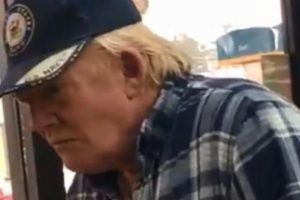 Trump'ın 'ikizi' görenleri şaşkına çevirdi