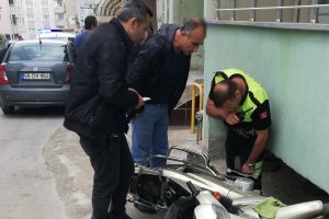 Motosiklet sürücüsü polisten kaçamadı