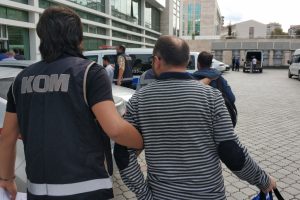 FETÖ'nün gaybubet evinde yakalanan 3 kişi tutuklandı