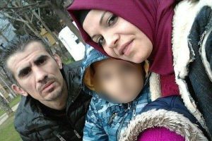 Bursa'da karısını 5 yerinden bıçaklayan sanık 'Panik atak hastasıyım' deyince duruşmaya kimse alınmadı