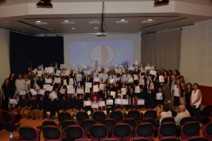 Yakın Doğu İlkokulu öğrencileri sertifikalarını aldı