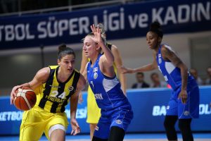 Hatay'da kupa sevinci