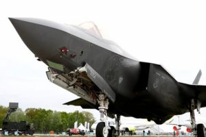 ABD, F-35 filosunun uçuşlarını durdurdu