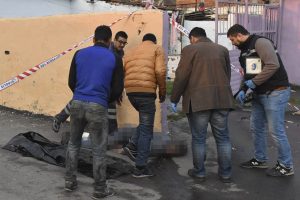 Çorlu'da sokakta ceset bulundu