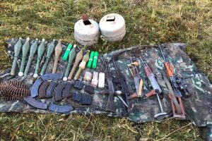 PKK'ya ait mühimmat ve yaşam malzemesi ele geçirildi