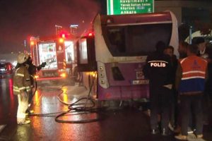 TEM otoyolunda korkutan otobüs yangını