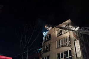 İş hanında yangın çıktı!