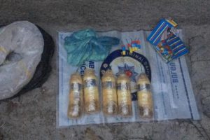3 kişi patlayıcılarla yakalandı