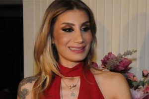 İrem Derici: Beyinli sarışın