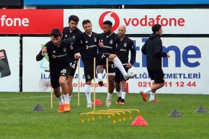 Kartal Göztepe'ye hazırlanıyor