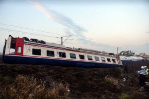 25 kişinin can verdiği tren faciasında tutuklu kalmadı