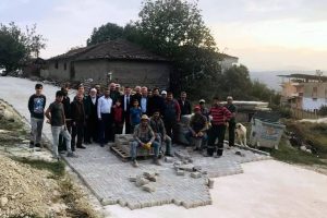 Bursa Marmaracık köyünde parke taşı sevinci