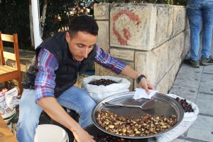 'Kestane kebap' seyyar tezgahlardaki yerini aldı