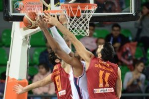 Galatasaray ikinci maçında da mağlup