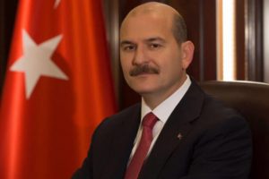 Soylu duyurdu: Atatürk'e hakaret edilen videoyu çekenler gözaltına alındı
