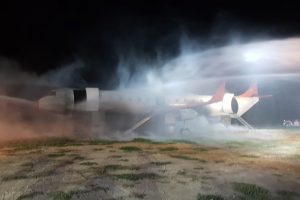 Uçak yangını tatbikatı gerçeğini aratmadı