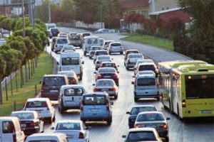 Trafik cezalarının artırılmasını öngören teklif kabul edildi