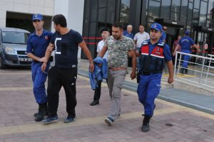 Uyuşturucu şüphelileri yakalandı