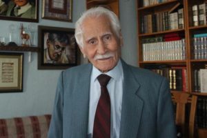 Ünlü şair Bahaettin Karakoç hayatını kaybetti...
