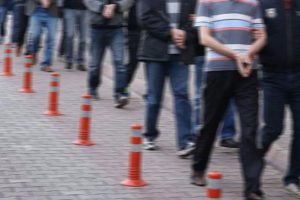Çok sayıda asker tutuklandı