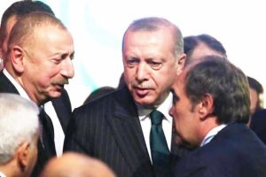 Cumhurbaşkanı Erdoğan, Aliyev ve Yıldırım Demirören sohbet etti