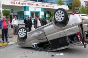 Kavşakta zincirleme kaza: 1 yaralı