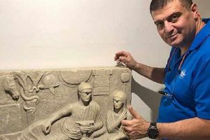 14 bin parça eserin yarısı, bir iş adamına ait depodan çıktı