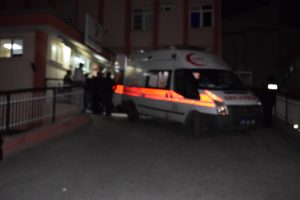 Kamyonet ile motosiklet çarpıştı: 1 ölü, 1 yaralı
