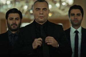 Eşkıya Dünyaya Hükümdar Olmaz'da iki ayrılık birden!