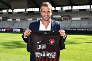 Rafael van der Vaart futbolu bıraktı