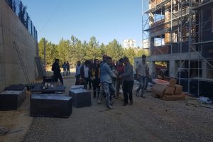 Vinçten düşen işçi hayatını kaybetti
