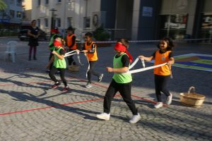 Geleneksel oyunlar çocuklarla Türkiye'ye yayılacak