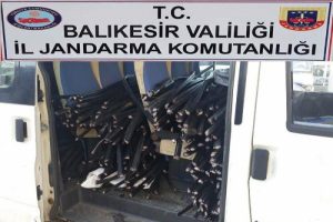Kablo hırsızlığı yapan 4 kişiye tutuklama