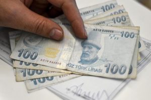 Bankacılıkta kredi hacmi azaldı