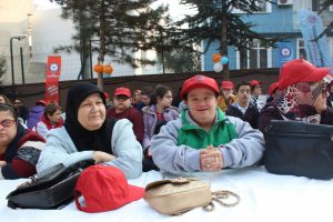 Bursa Emniyeti engelli çocuklarla buluştu