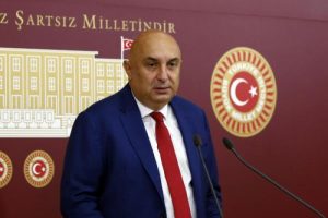 CHP'li Özkoç: Yönetim kurulumuz Yılmaz'ın konuşmasını da görüşecektir
