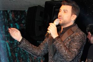 Gökhan Tepe'den bir gecede iki konser