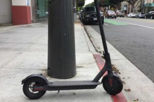 Scooter'la hız yapan çocuğa şaşırtan ceza