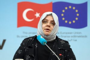 Bakan Selçuk: 12 ilde 20 bin kişiye ulaşacak