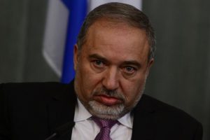 Netanyahu'nun partisinden 'Liberman'ın istifası erken seçimi tetiklemez' mesajı