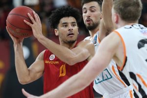 Galatasaraylı oyuncudan büyük fedakarlık