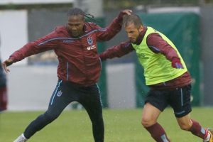 Trabzonspor'da derbi hazırlıkları basına kapalı yapıldı