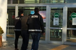 10 tane ruhsatsız tabanca ile yakalandı