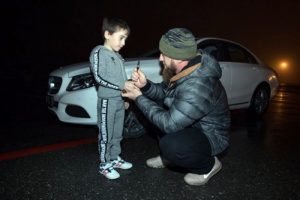 5 yaşındaki çocuğa lüks araba hediyesi